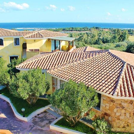Oleandri Rossi Villa Tanaunella Dış mekan fotoğraf